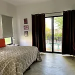 Coco Cozy Apartment Centric And Private